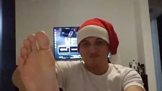 men show their feet after bathing