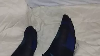 Masturbate watching these feet after a long day at work