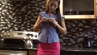 I have a nice big dick for you to suck on