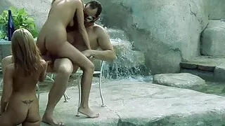 Lyndsey Love and Lacey Love fuck a cock in a tub