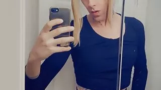 Hot Shemale Gives a Strip Tease