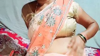 Pyasi patni ko dost se chudawaya