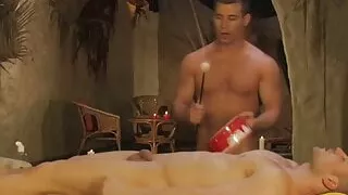 Die schwule Massagetechnik