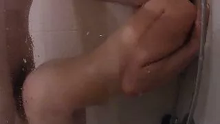 real cam in the shower caught my sister and her boyfriend 