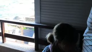 Balcony blowjob really close to other people