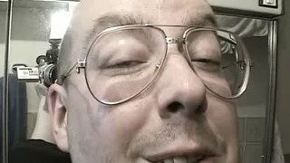 Schau dir dieses Video lieber nicht an, Schluckspecht Lilly