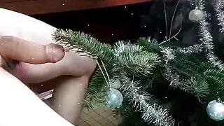 double insertions of Christmas tree deco in cock with cum