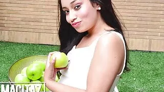 CARNE DEL MERCADO - Teen Latina Wants It Deep In Her Pussy