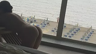 I relax by sucking my hubby properly in front of a window