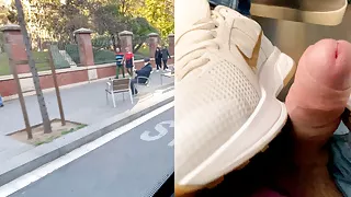 She tried her first Footjob very risky in a bus !