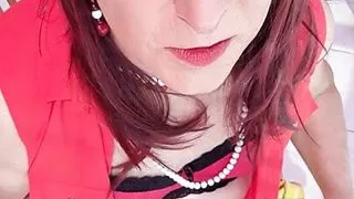 my little pleated yellow skirt