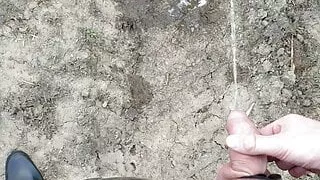 Outdoor Rubberpiss 1