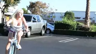 LICENSED TO BLOW - Sammie Spades Exercises Stepbro’s Monster Cock