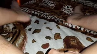 While my mother decorates the tree, I masturbate my pussy