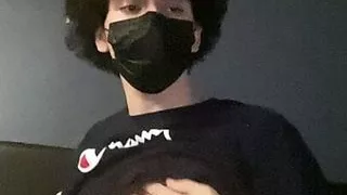 Amateur tries to edge himself for a while, but fails!