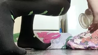 solo sex on the floor