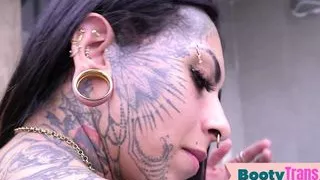 Bootylicious trans beauty barebacked while jerking cock