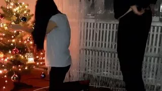 While my sister decorates the tree, I masturbate my pussy