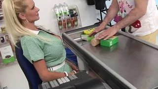 gangbang party im supermarkt