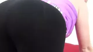 You can almost see through my yoga pants – JOI