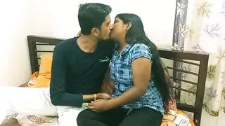 Indian hot girl compromises with boss for promotion! Hot sex