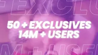 Luna Corazon Is In The Dark Room Playing With The Light