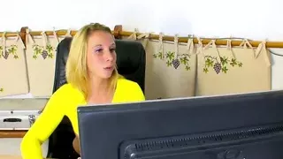 Vere Casalinghe in Calore - (Full Amateur Movie in Full HD)