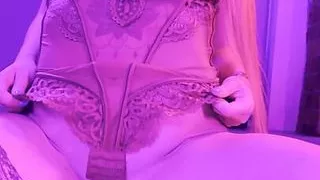 beauty with big breasts dances on the table – striptease