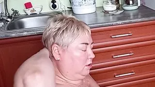 jerking off a dick and cumming on her face 2