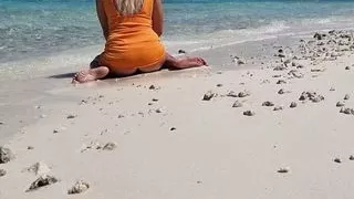 Playing doggystyle on beach. Forgot to put on panties