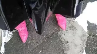 sissy outfit (pvc) outdoor in the snow