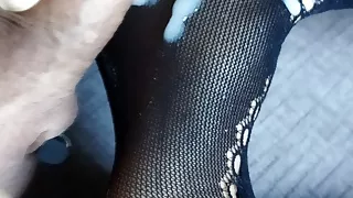 Zalio Stopala - cum on her feet