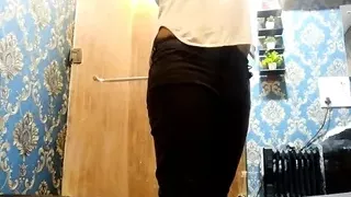 Interesting Dance Moves By Indian MILF