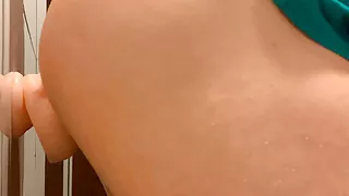 DIQRYDR - Heimlich im Fitnessstudio