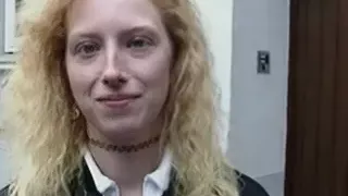 Retro alte in der Raucherpause abgefangen