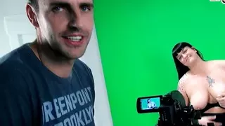 Ugly German Turkish housewife picked up for porn casting