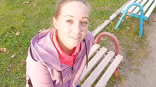 Pickup porn - Shy Teen babe gives blowjob in entrance