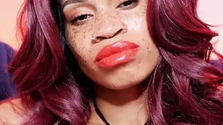 GODDESS ROSIE REED – LIPSTICK MOUTH FETISH WORSHIP – EBONY LIPS