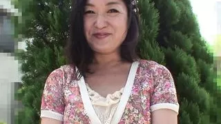 Hairy Asian mature MILF gets a creampie - hot wife – homemade