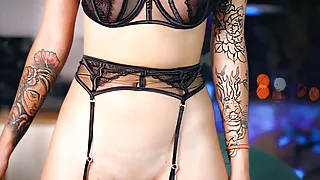 Sexy beautiful Colombian webcam princess