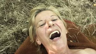 Sex Picknick im Wald mit Omi