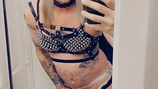 Gorgeous Shemale Fingering Herself in Chastity