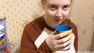 she sucked me right in the kitchen