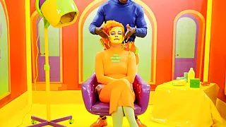 She Comes in Colors 1