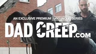 MilitaryDick - Ungezogener Soldat wird vom Feldwebel diszipliniert, weil er unordentlich und chaotisch ist