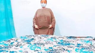 Indian Big Boobs Bhabhi Has Sex With Cucumber