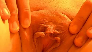 Come, play with my pussy