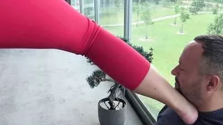 foot choking for slave Smirni