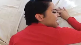 Latina wird von weissem Schwanz gebumst