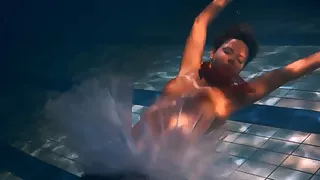 Underwater – big boobs and big ass of teen Bulava Lozhkova